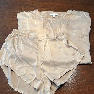 100% silk Lunya shorts & short sleeve pj set